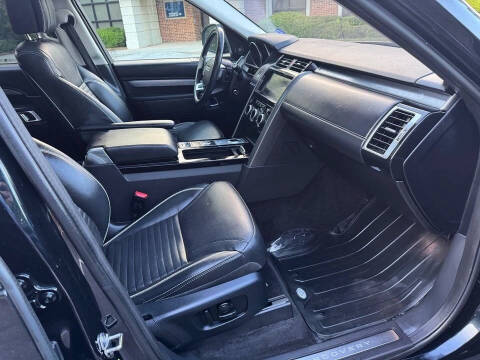 2017 Land Rover Discovery First Edition