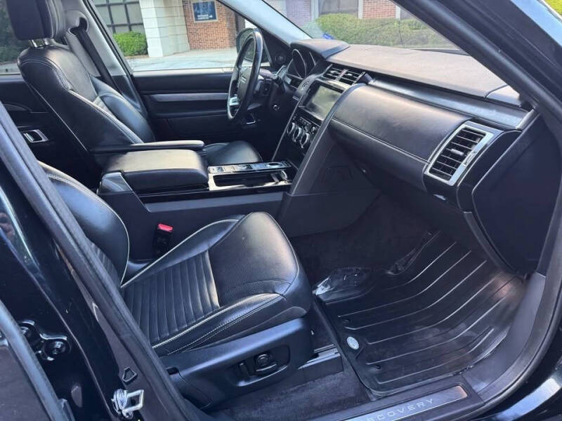 2017 Land Rover Discovery First Edition