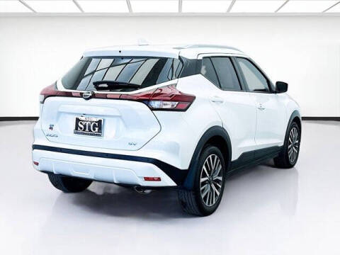 2023 Nissan Kicks SV