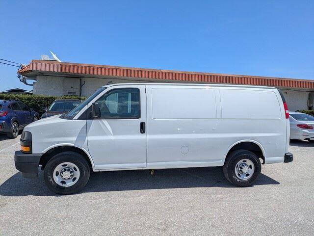 2021 Chevrolet Express 2500