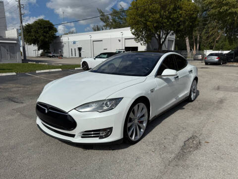 2014 Tesla Model S