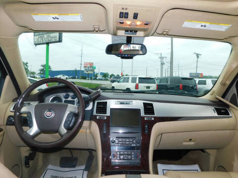 2011 Cadillac Escalade Luxury