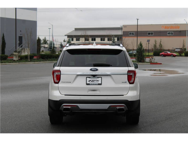 2017 Ford Explorer Platinum