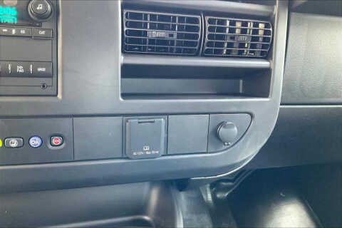 2025 Chevrolet Express 2500