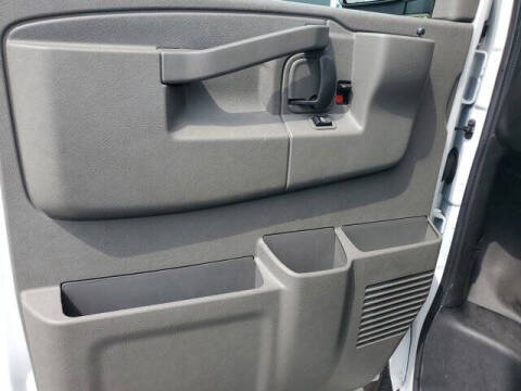 2023 GMC Savana 2500