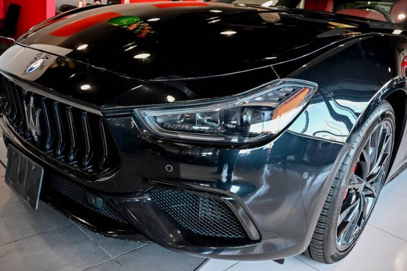 2022 Maserati Ghibli Modena Q4