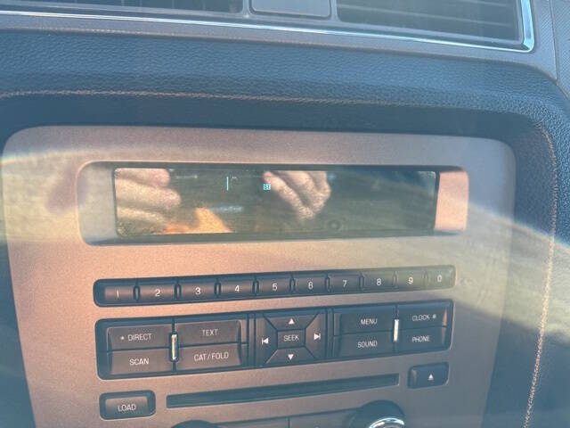 2014 Ford Mustang V6