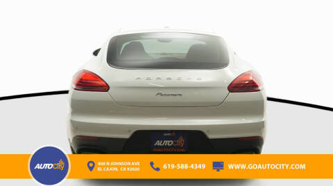 2015 Porsche Panamera