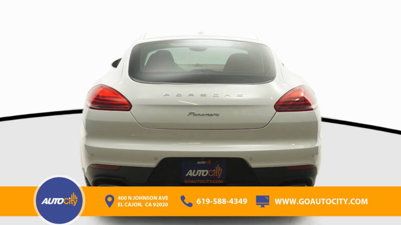 2015 Porsche Panamera