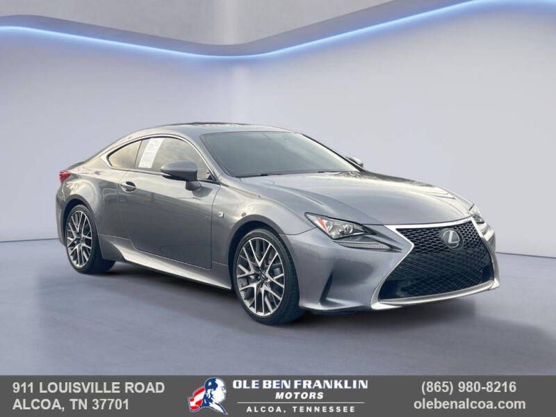 2017 Lexus RC 200t's photo