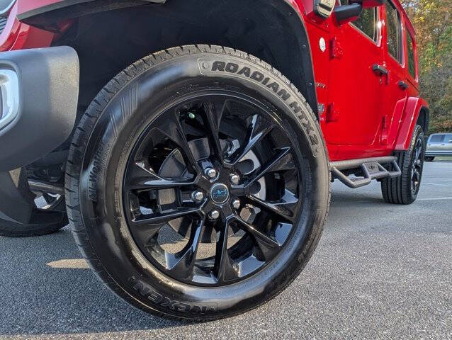 2024 Jeep Wrangler Sahara 4xe