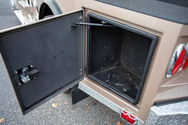 2015 Freightliner M2 106