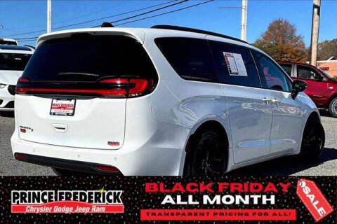 2024 Chrysler Pacifica Touring L