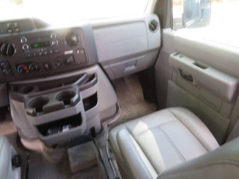 2013 Ford E-Series E-150 XLT