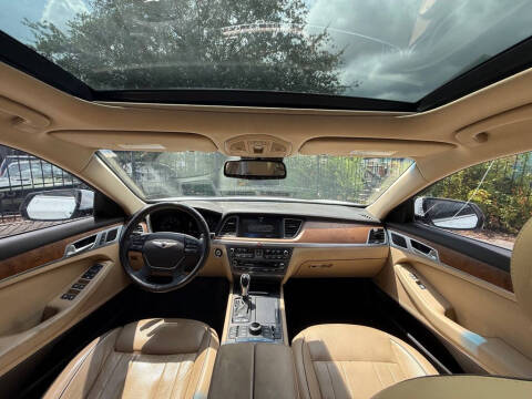 2015 Hyundai Genesis