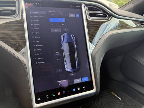 2015 Tesla Model S 85