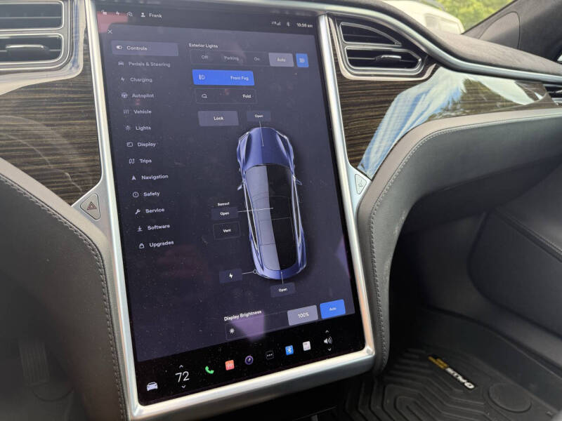2015 Tesla Model S 85