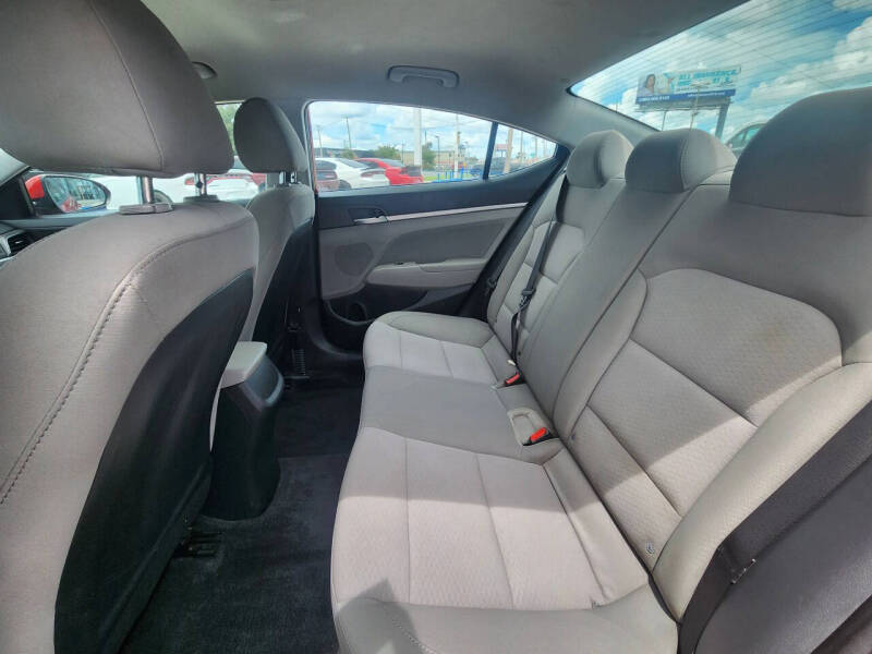 2019 Hyundai Elantra