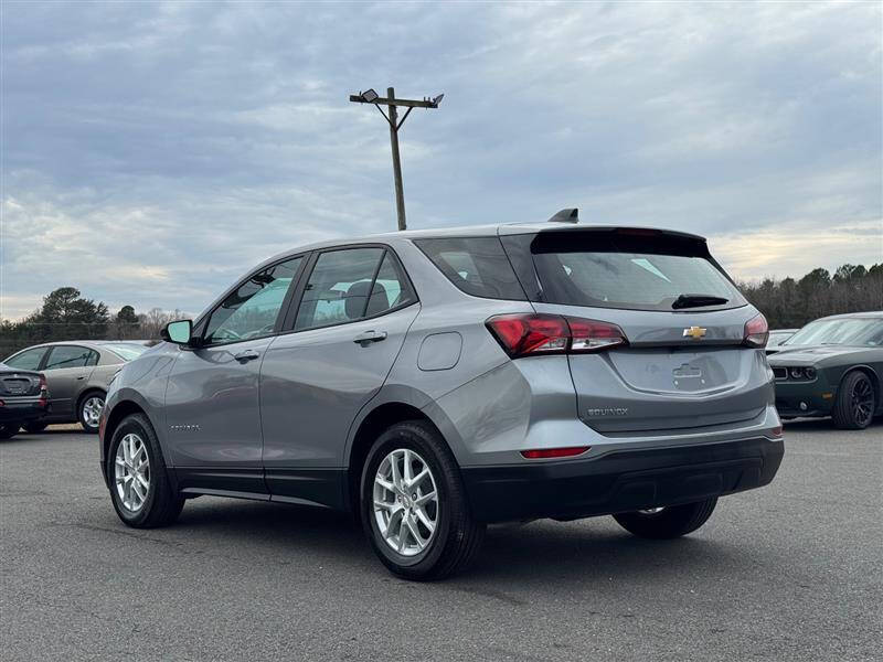 2023 Chevrolet Equinox LS