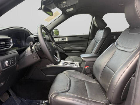 2020 Ford Explorer ST