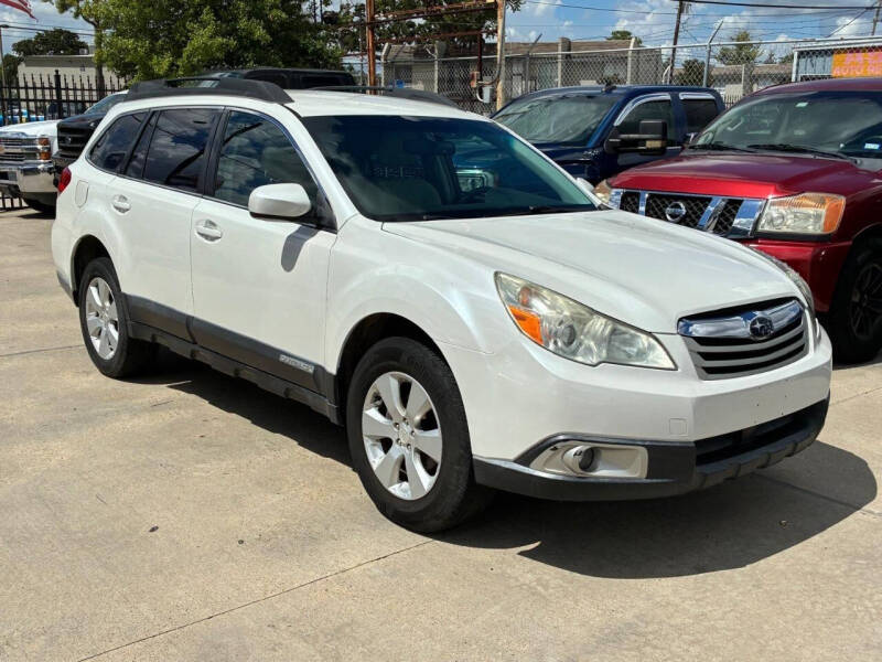 2012 Subaru Outback Base's photo