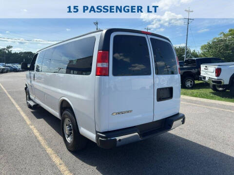 2025 Chevrolet Express LT 3500