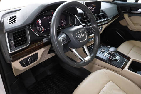 2018 Audi Q5 2.0T quattro Premium Plus