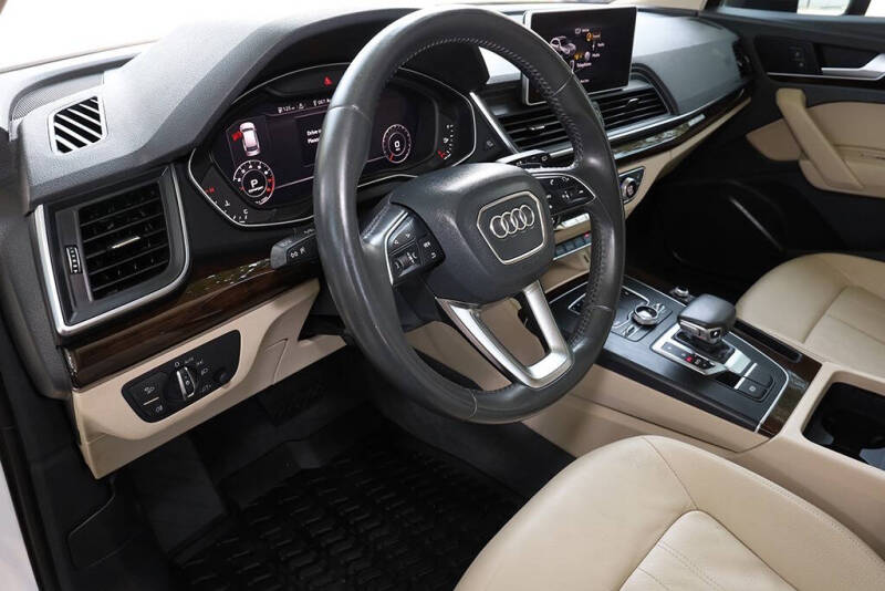 2018 Audi Q5 2.0T quattro Premium Plus