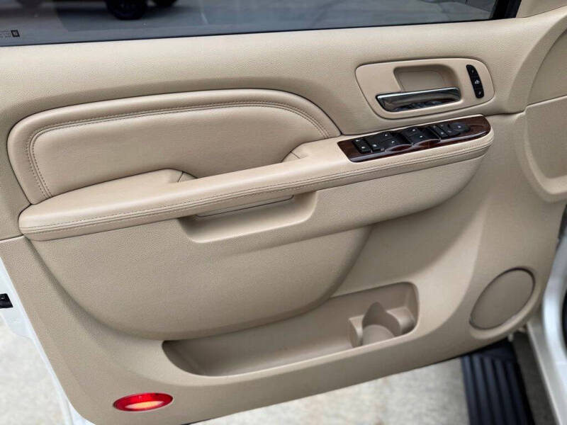 2012 Cadillac Escalade Premium