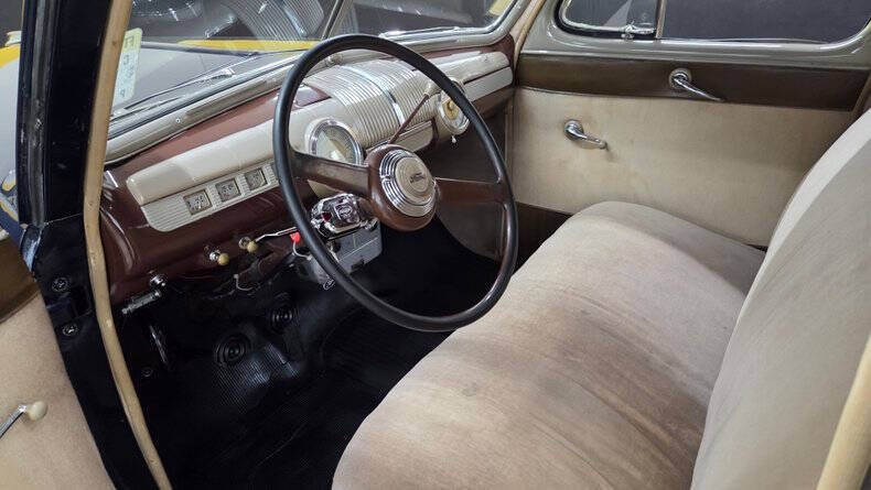 1947 Ford Deluxe
