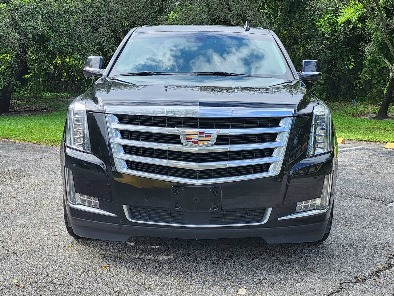 2017 CADILLAC Escalade SUV / Crossover - $27,995
