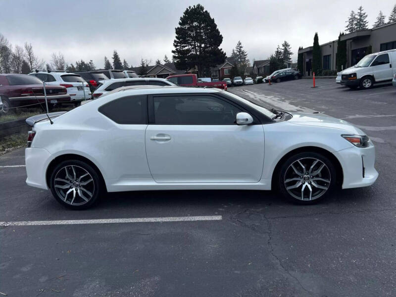 2016 Scion tC null photo 4