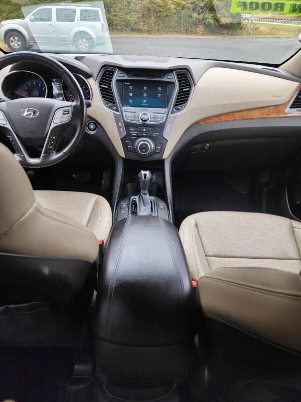 2014 Hyundai Santa Fe Sport photo 14