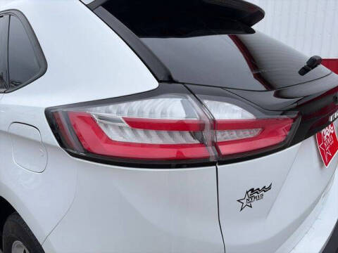 2022 Ford Edge SE