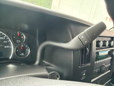 2024 Chevrolet Express 2500