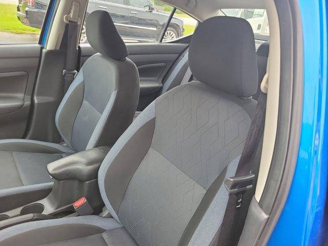 2023 Nissan Versa SV