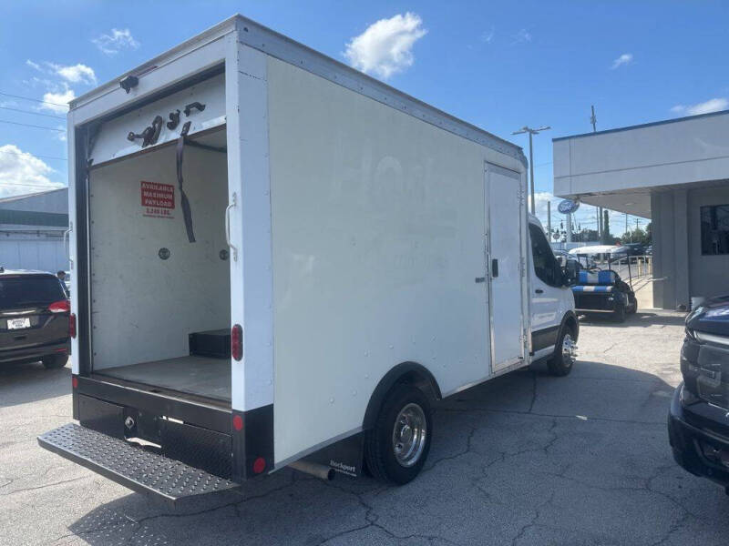 2022 Ford Transit
