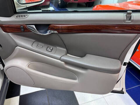 2003 Cadillac DeVille