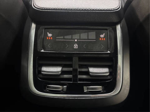 2021 Volvo XC90 T5 Momentum