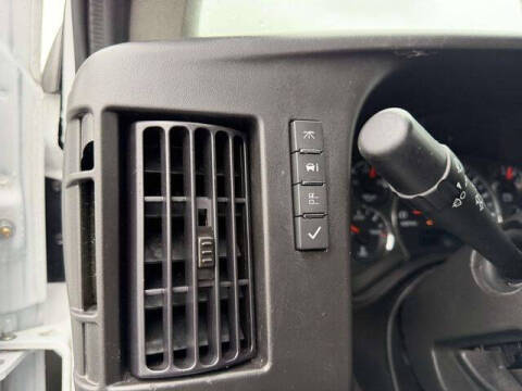 2024 GMC Savana 2500