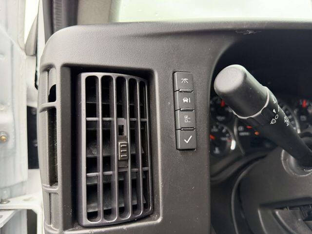 2024 GMC Savana 2500