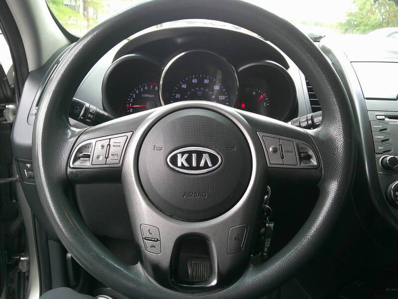 2010 Kia Soul +