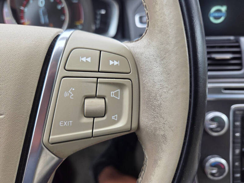 2015 Volvo XC60 T5 Premier