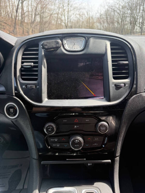 2015 Chrysler 300 S