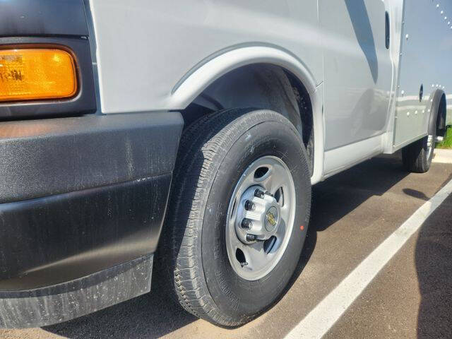 2024 Chevrolet Express 3500