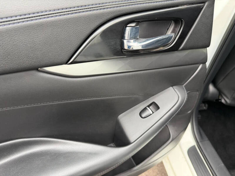 2017 Nissan Maxima