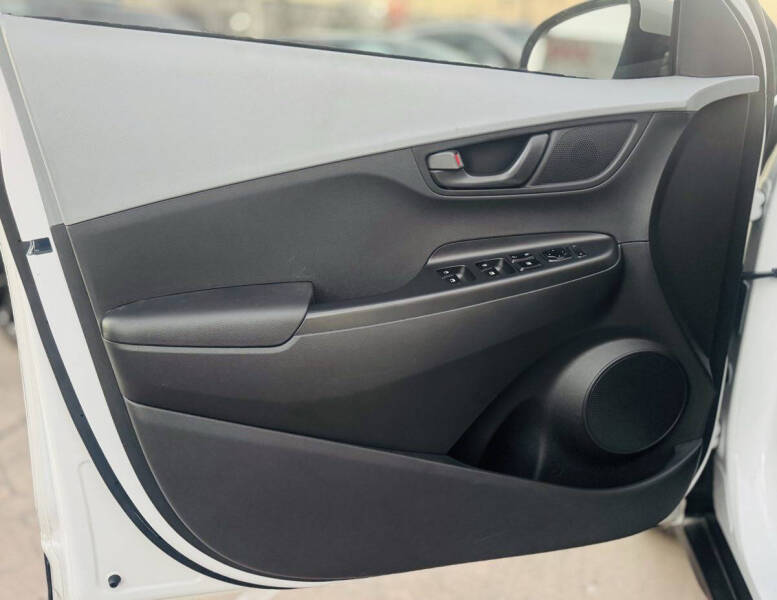 2021 Hyundai Kona SEL