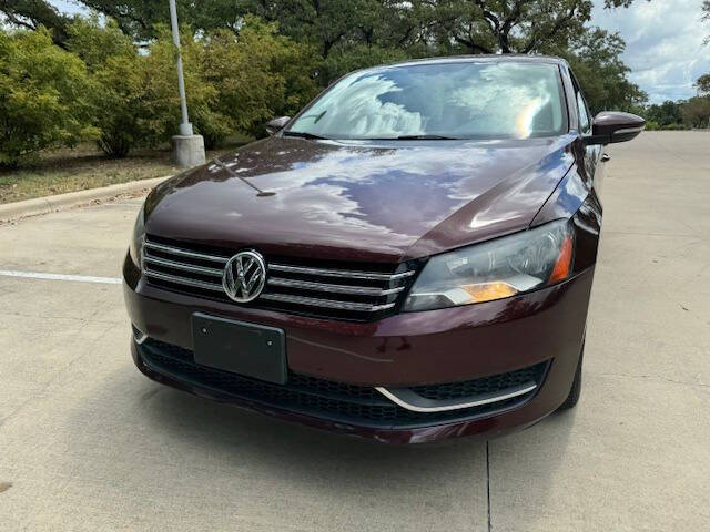 2012 Volkswagen Passat SE photo 5