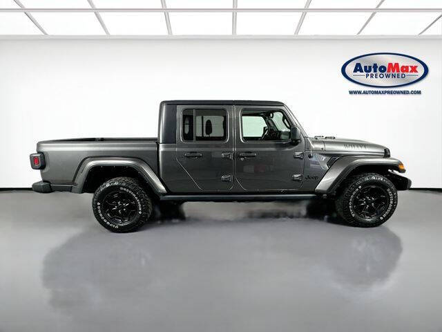2022 Jeep Gladiator Willys