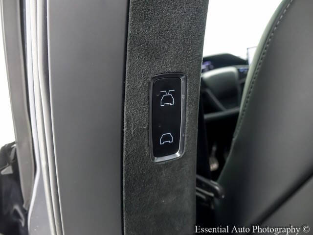 2022 Tesla Model X Plaid